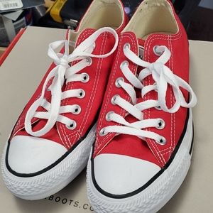 Red women's converse